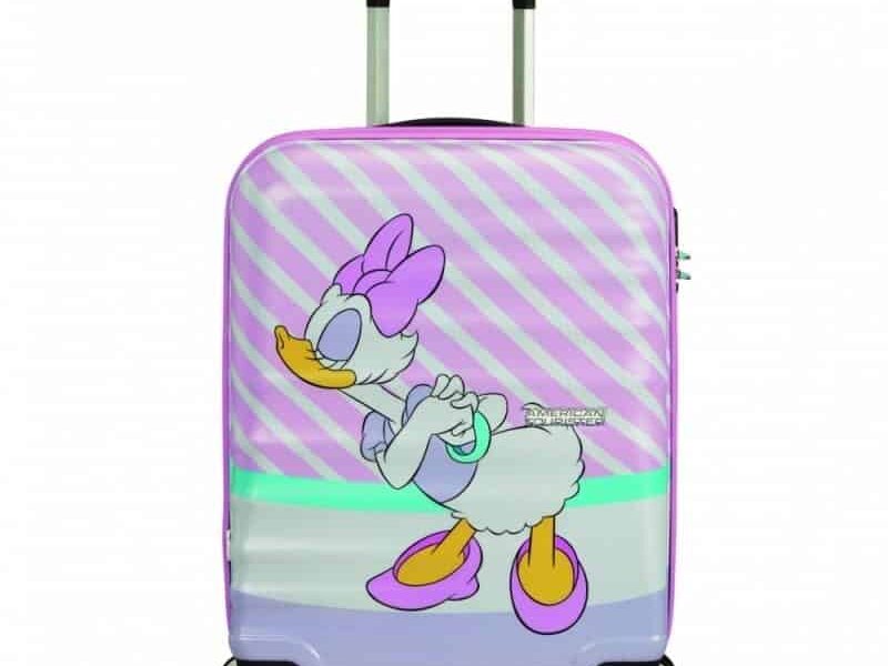 Per San Valentino le nuove valigie di American Tourister celebrano il bacio firmato Disney