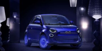 Nasce la nuova Fiat 500 tutta elettrica e Kartell la interpreta con il suo segno creativo