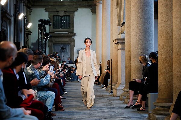 Milano Fashion Week: Max Mara sfila con la sua collezione primavera-estate 2020-2021