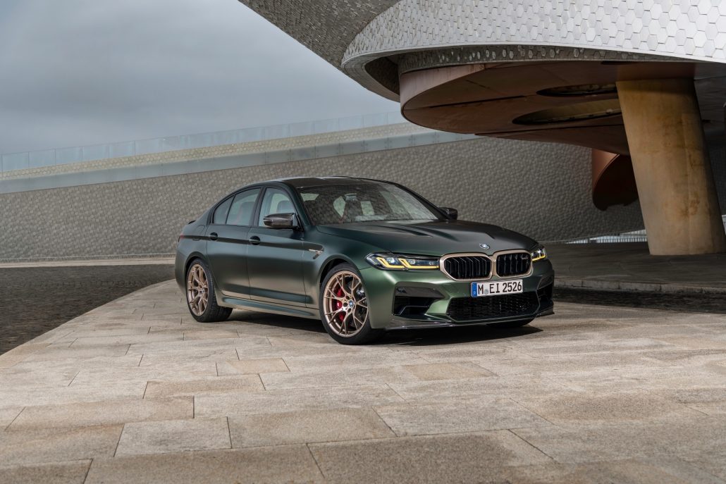 La nuova BMW M5 CS