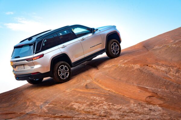 Ecco la nuova Jeep® Grand Cherokee 2022