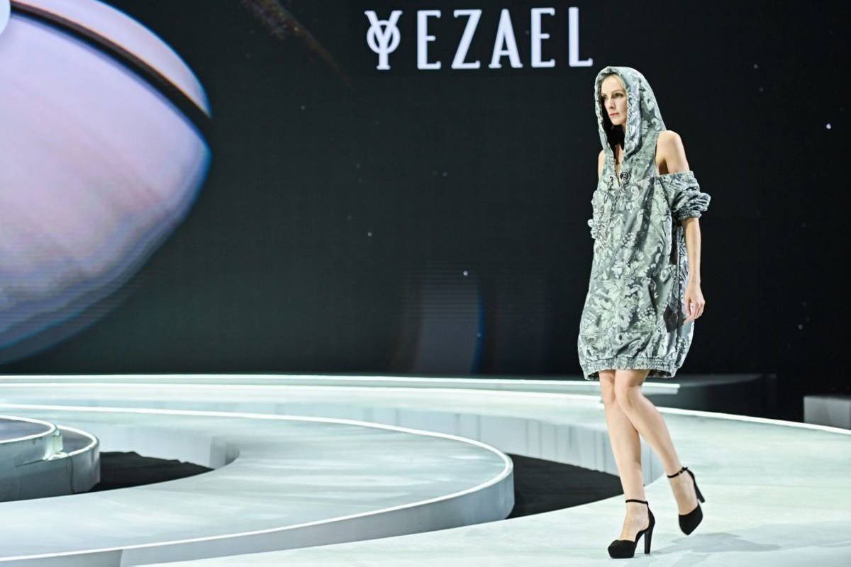 Sfilata Cina Yezael-Keqiao-2021-FashionShow 2021-