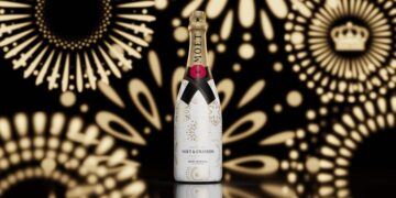 Moët & Chandon Holiday season 2022 Limited edition bottle-