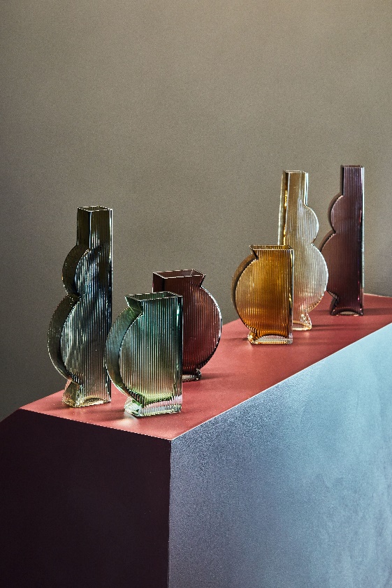Collezione Vasi in vetro Zigrinato Tummy Andrea Fontebasso 1760 per la PE 2023