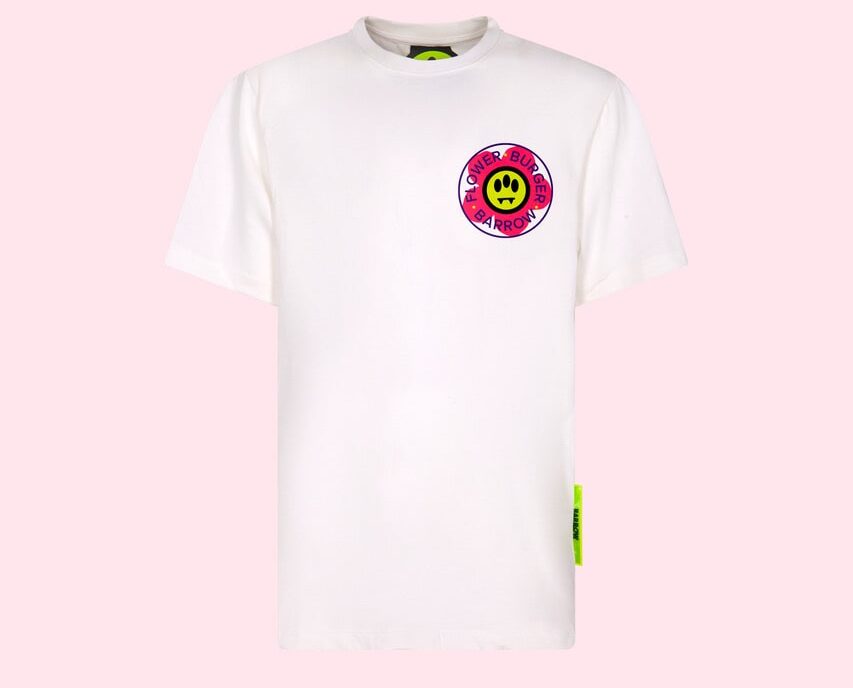 La T shirt della capsule tra Barrow e Flower Burger