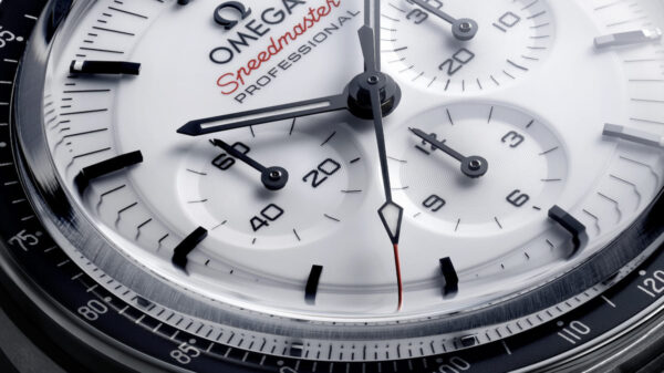 cronografo_OMEGA_Speedmaster_Moonwatch_quadrante_bianco