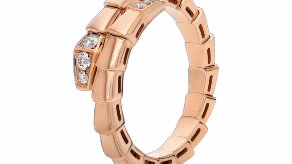 nuovo anello BVLGARI Viper oro giallo con diamanti 2025