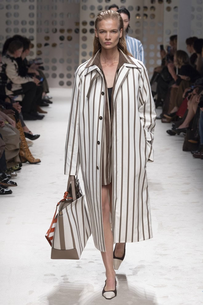 Sfilata Tod’s SS26 moda donna primavera estate 2026 abbigliamento Milano