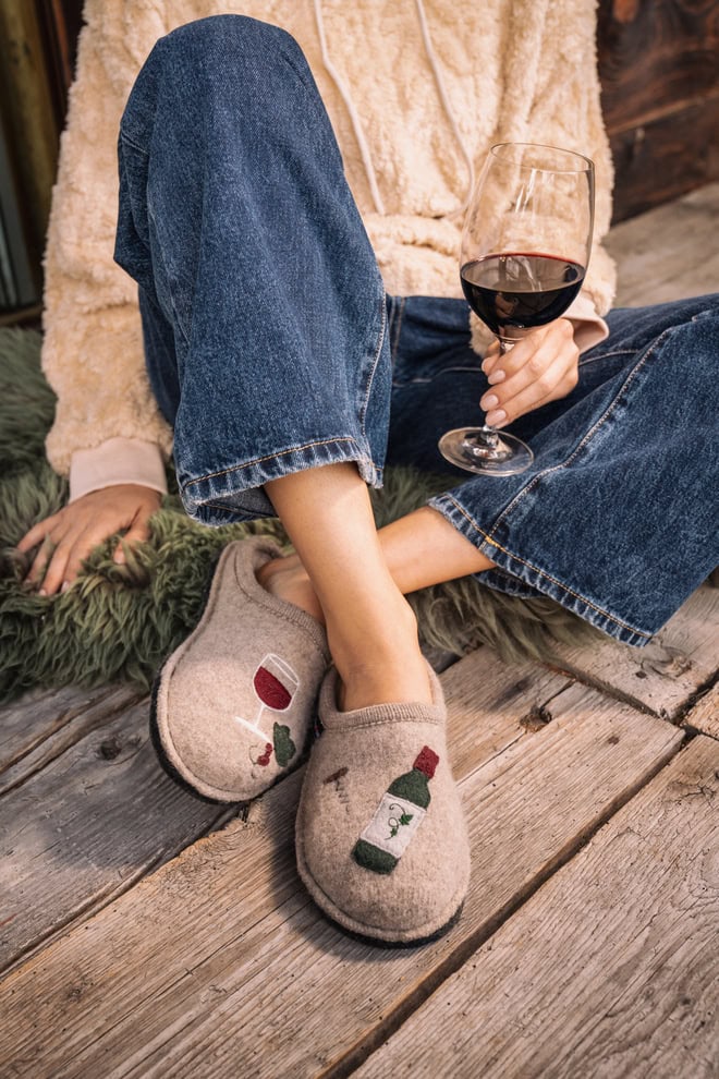 pantofole inverno 2025 26 in lana naturale modello domestico