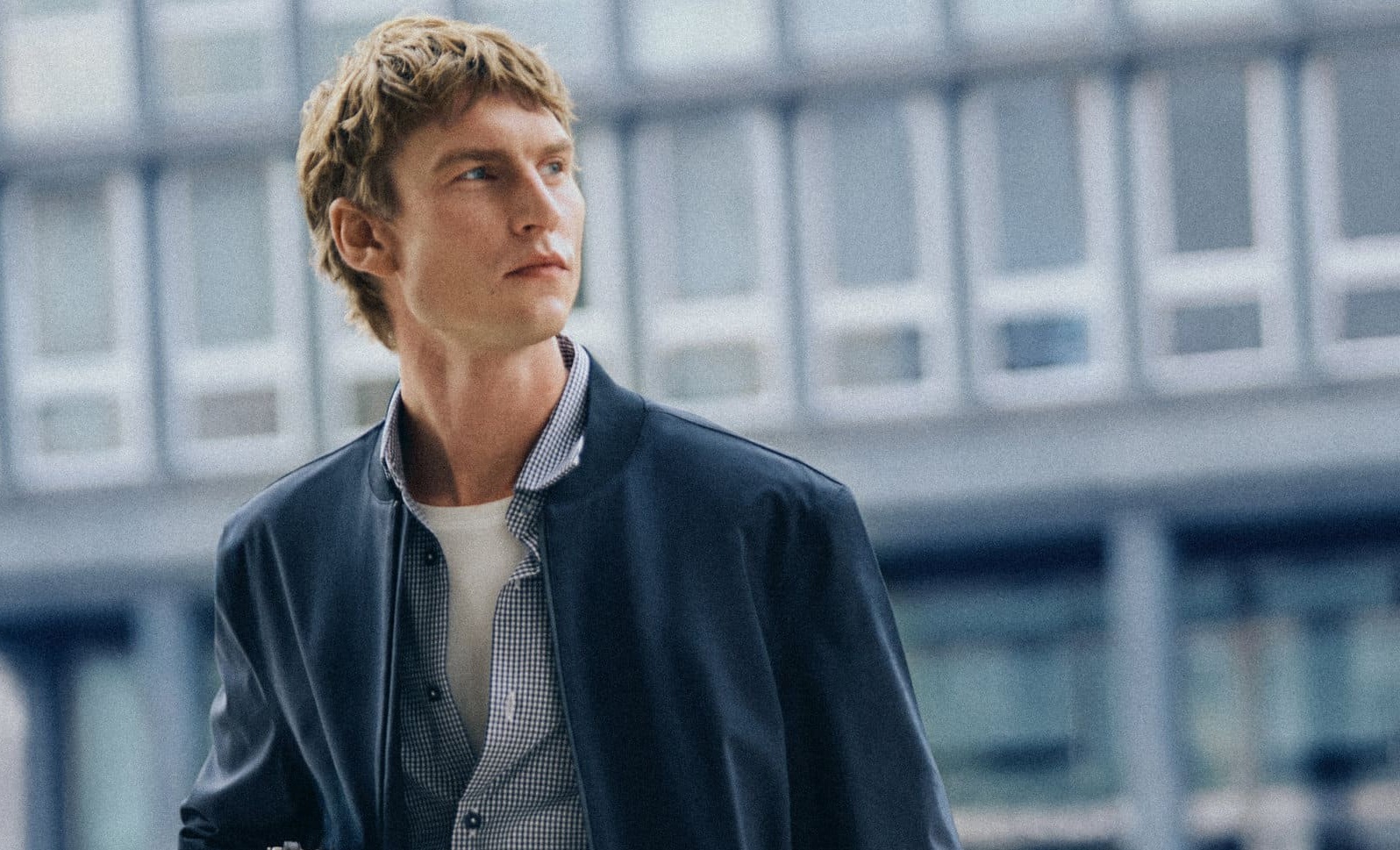 Look della collezione Mango Man Performance FW26