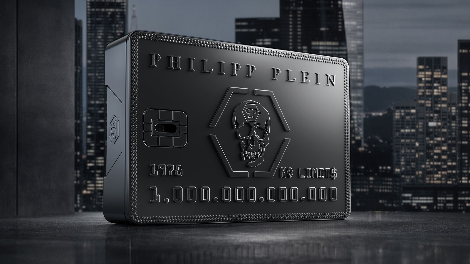 Il flacone a carta di credito di NO LIMIT$ DARK PLATINUM di Philipp Plein