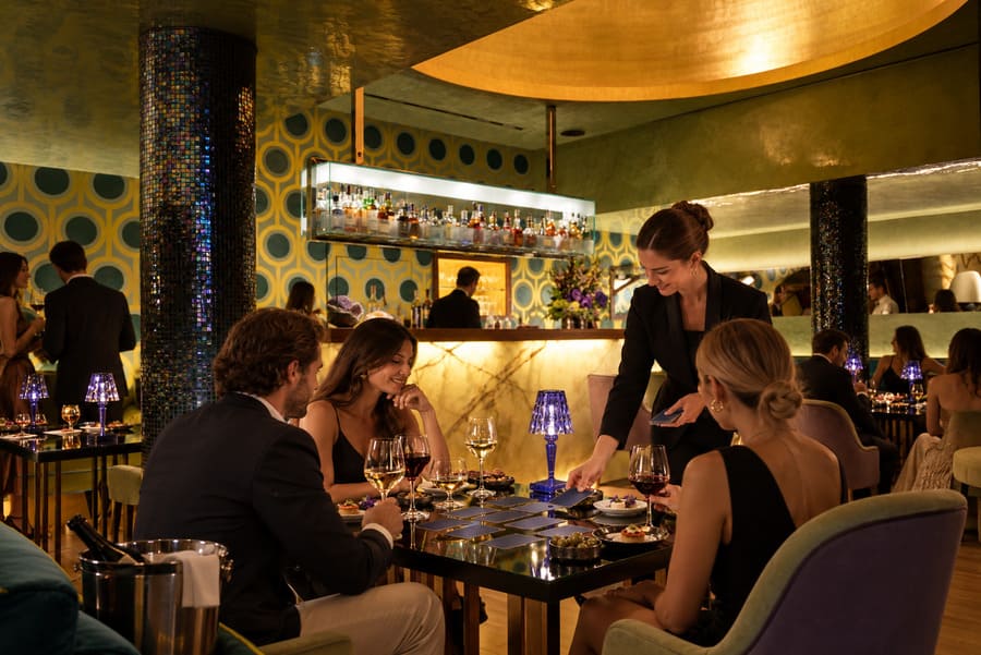 Wine Game di Why We Wine all'Enterprise Hotel