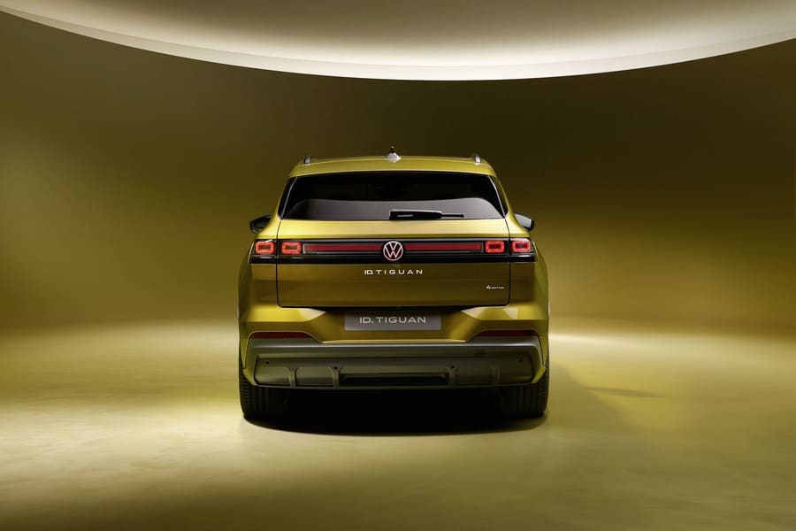 Volkswagen ID. Tiguan elettrica vista posteriore